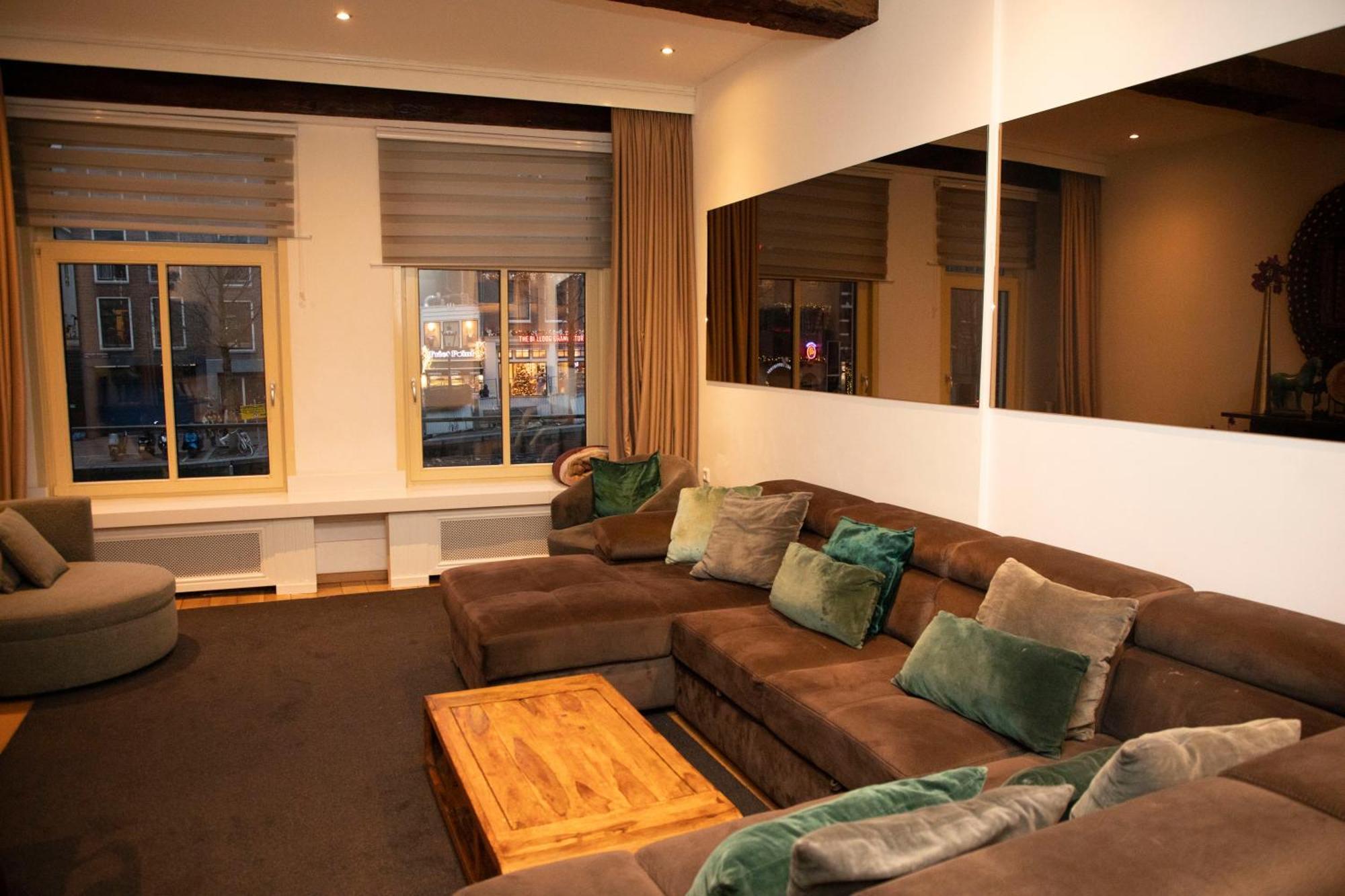 Red Light District B & B Canal View Amsterdam Extérieur photo