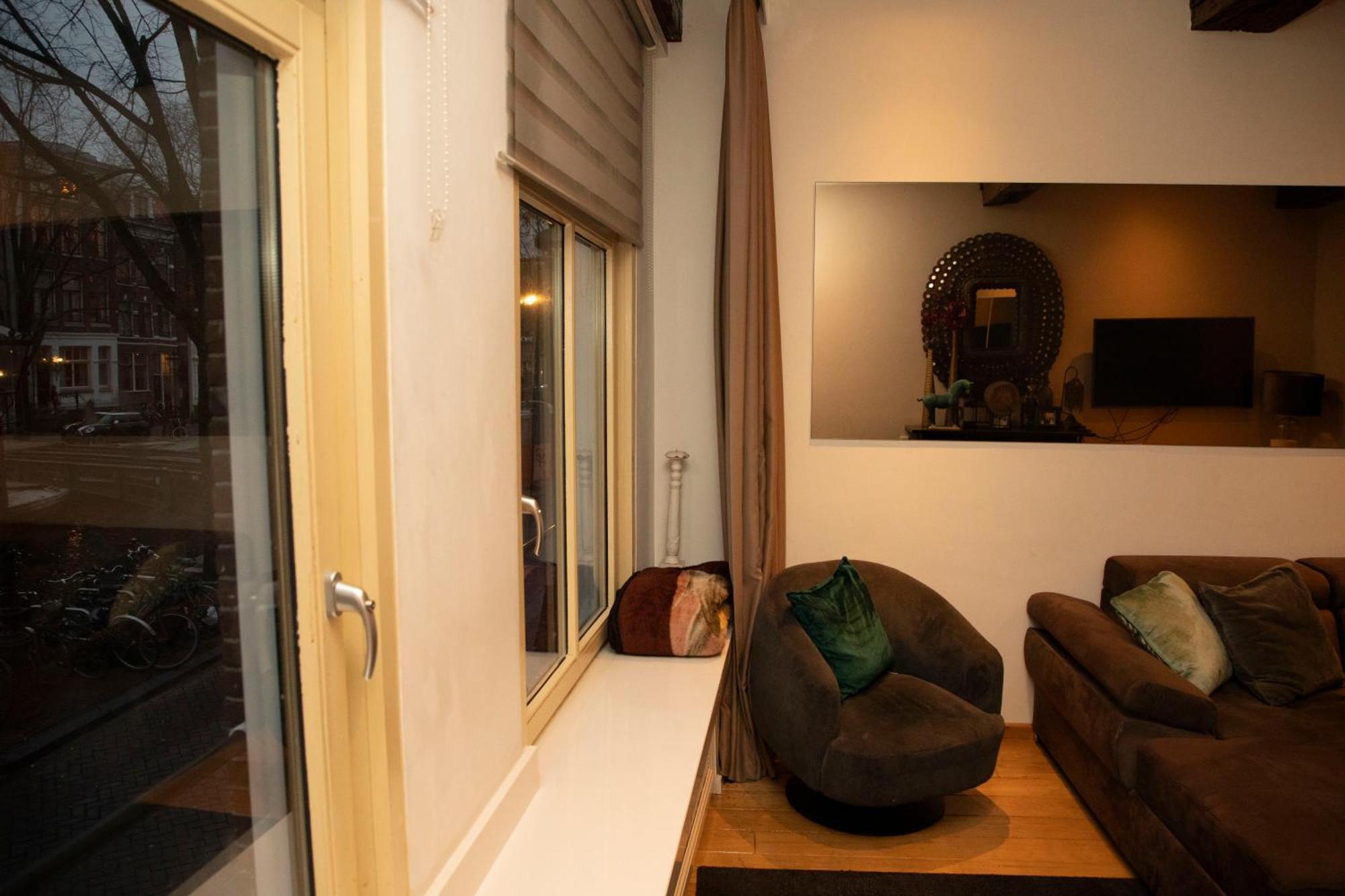 Red Light District B & B Canal View Amsterdam Extérieur photo